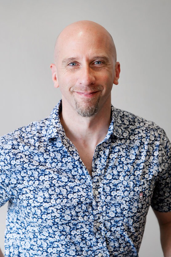 Stephen Bekanich Headshot